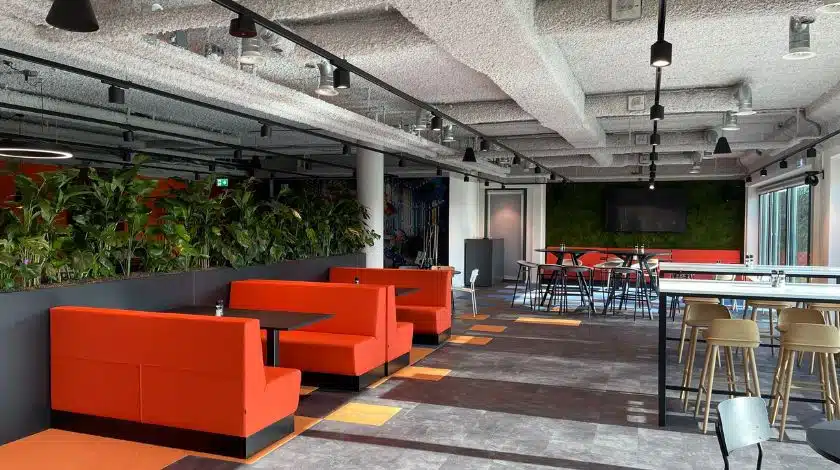 Totaalconcept voor een efficiënte en moderne kantoorinrichting
